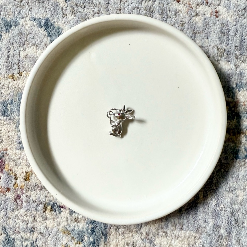 Vintage Sterling Silver Wells Bunny Charm - Picture 6 of 9